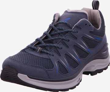 LOWA Flats 'Innox Evo 2' in Blue: front