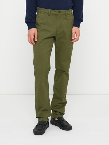 GAP Szabványos Chino nadrág 'ESSENTIAL' - zöld: elől