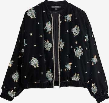 Next Välikausitakki värissä musta: etupuoli