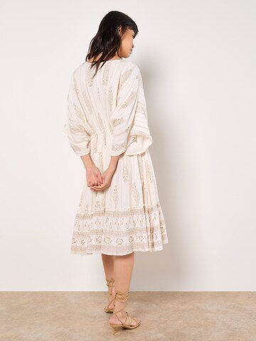 Apricot Jurk ' ' in Beige