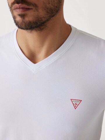 GUESS Shirt‌‌‌‌ in Weiß