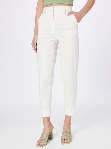 Coupe slim Pantalon à plis Sisley en blanc : devant