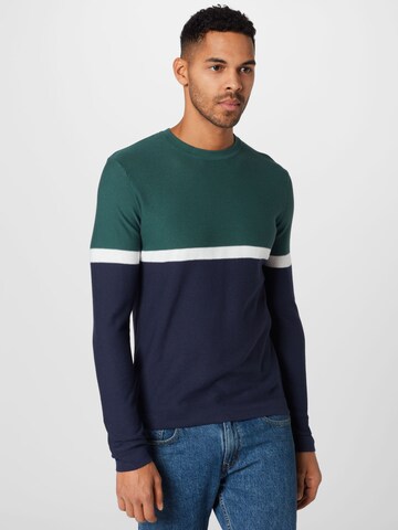 JACK & JONES Sweater in Green: front