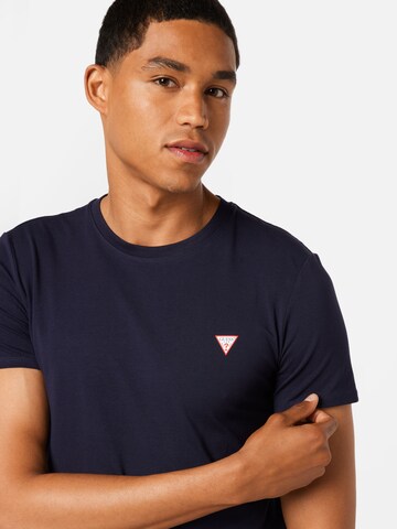 GUESS - Camiseta en azul