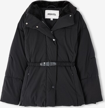Ipekyol Between-Season Jacket in Black: front