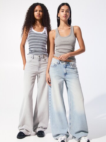 Pull&Bear Top in Grau