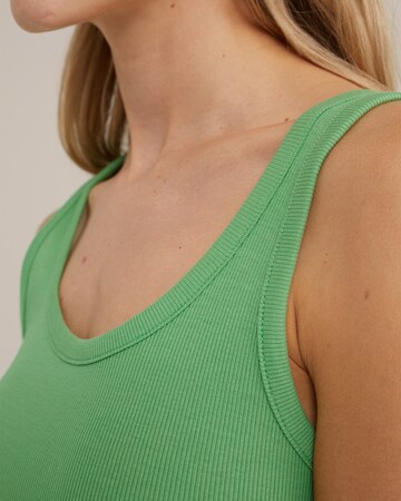 WE Fashion Top - zöld