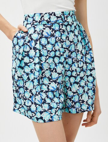 Koton Regular Shorts in Blau