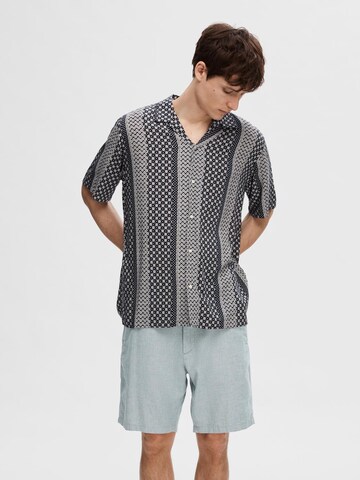 SELECTED HOMME Comfort fit Button Up Shirt 'Vero' in Blue: front