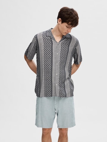 SELECTED HOMME Comfort fit Button Up Shirt 'Vero' in Blue: front