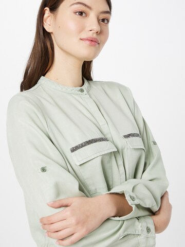 Rochie tip bluză 'Elya' de la LTB pe verde