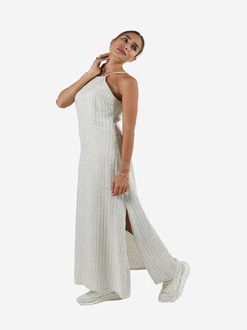 WEARABLE STORIES Kleid 'Camille' in Grau: Vorderseite