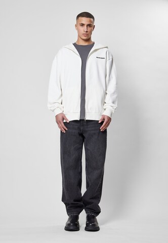 9N1M SENSE Zip-Up Hoodie in White: front