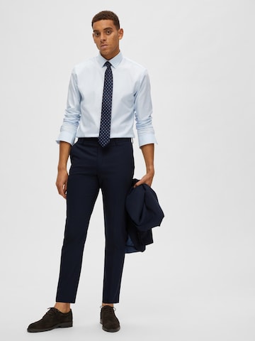 SELECTED HOMME Slim fit Pleated Pants 'Neil' in Blue