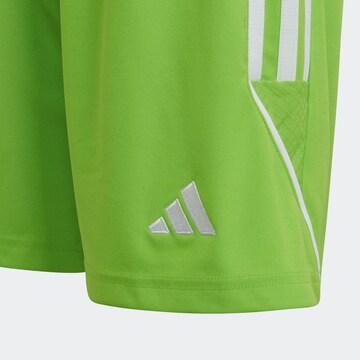 ADIDAS PERFORMANCE Regular Sportshorts 'Tiro 23 League' in Grün