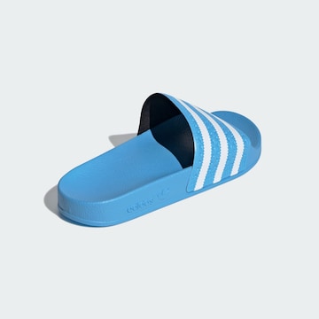 ADIDAS ORIGINALS - Sapato aberto 'Adilette' em azul