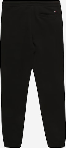 TOMMY HILFIGER - Tapered Calças em preto