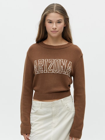 Pull&Bear Sweater in Brown: front