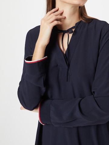 TOMMY HILFIGER Blouse in Blauw