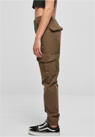 Effilé Pantalon cargo Urban Classics en vert