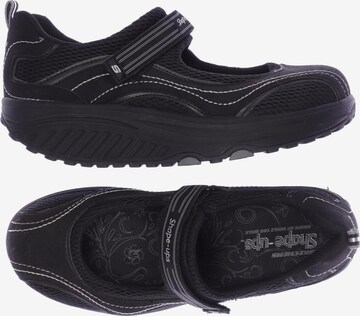 SKECHERS Flats & Loafers in 39 in Black: front