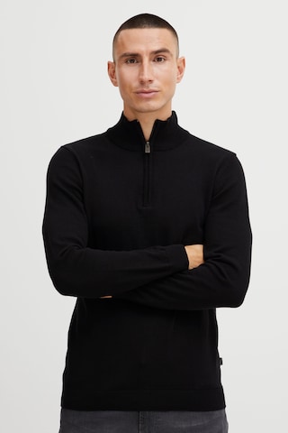 !Solid Sweater in Black: front