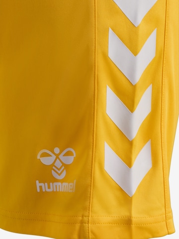 Regular Pantalon fonctionnel Hummel en jaune