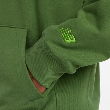 Sweat-shirt 'Athletics Runners Arent Normal' new balance en vert