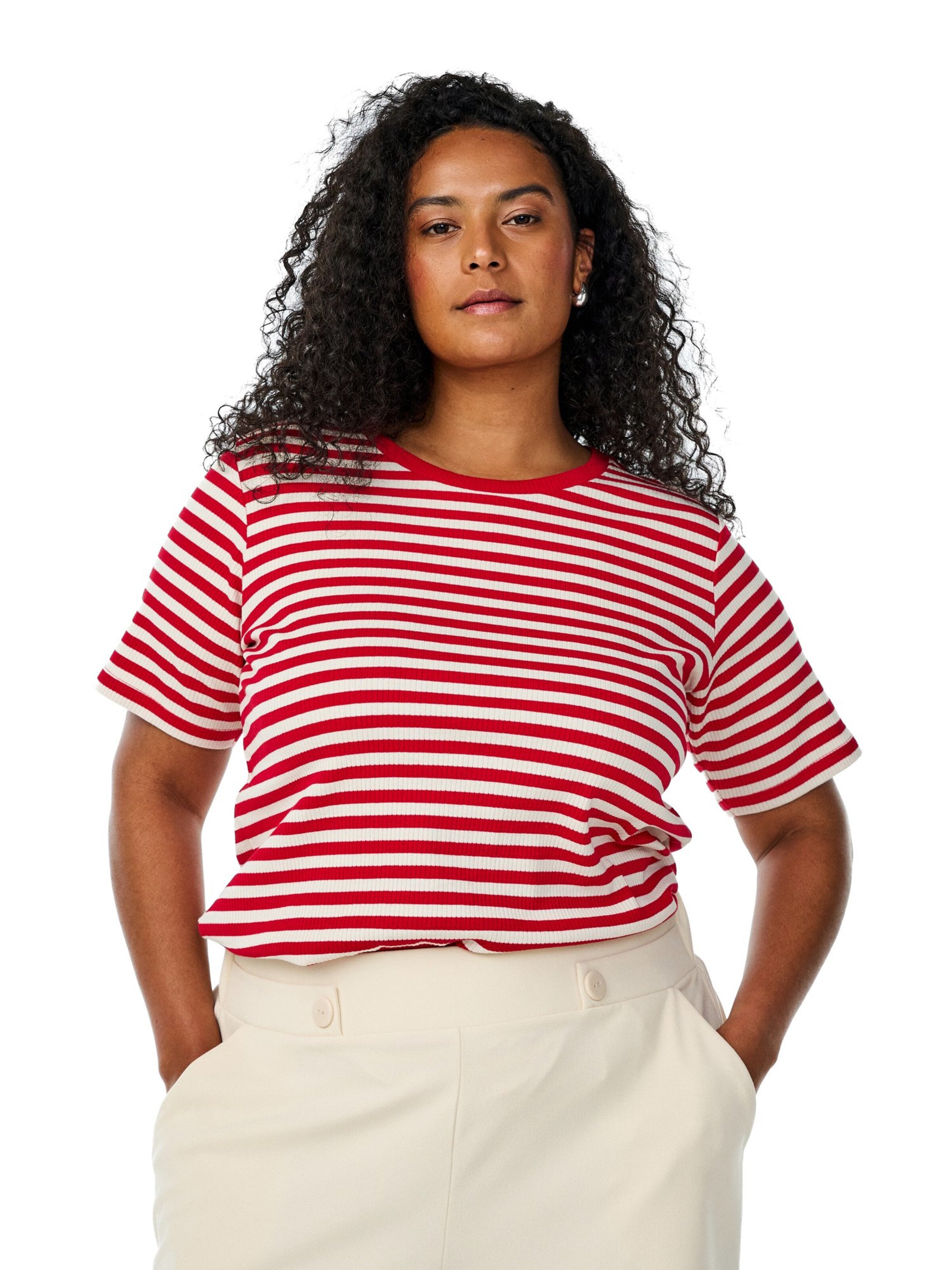 Zizzi Tričko 'Caamilla' – červená: přední strana