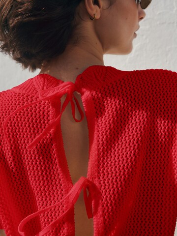 raudona Next Megzta palaidinė be rankovių