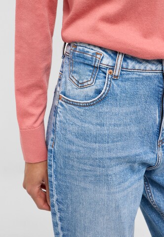 MUSTANG Tapered Jeans 'Charlotte' in Blau