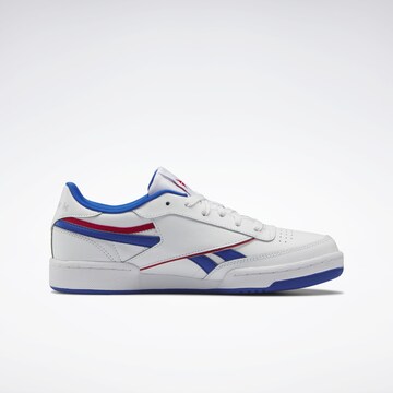 Sneaker 'Club C Revenge' de la Reebok pe alb