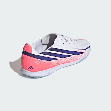 Chaussure de foot 'F50 Hyperfast Club' ADIDAS PERFORMANCE en blanc