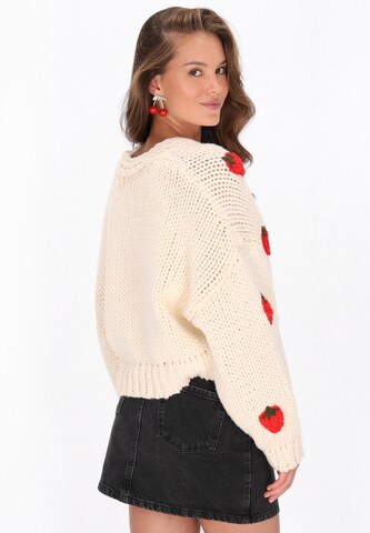 Cardigan 'Young Fashion' MYMO en blanc