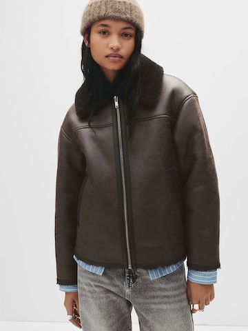 Pull&Bear Between-season jacket in Brown: front