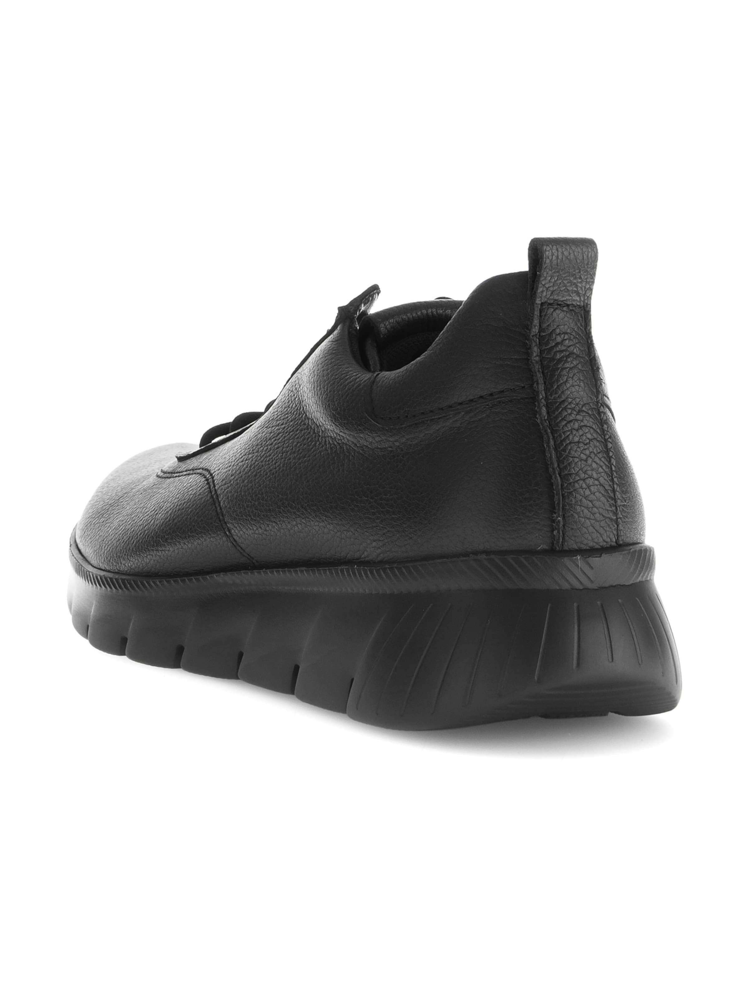 Baskets basses GABOR en noir