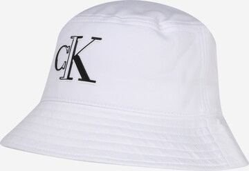 Calvin Klein Jeans Klobouk – bílá: přední strana