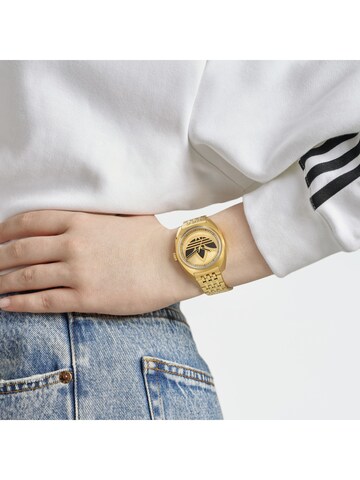 ADIDAS ORIGINALS Analoog horloge in Goud