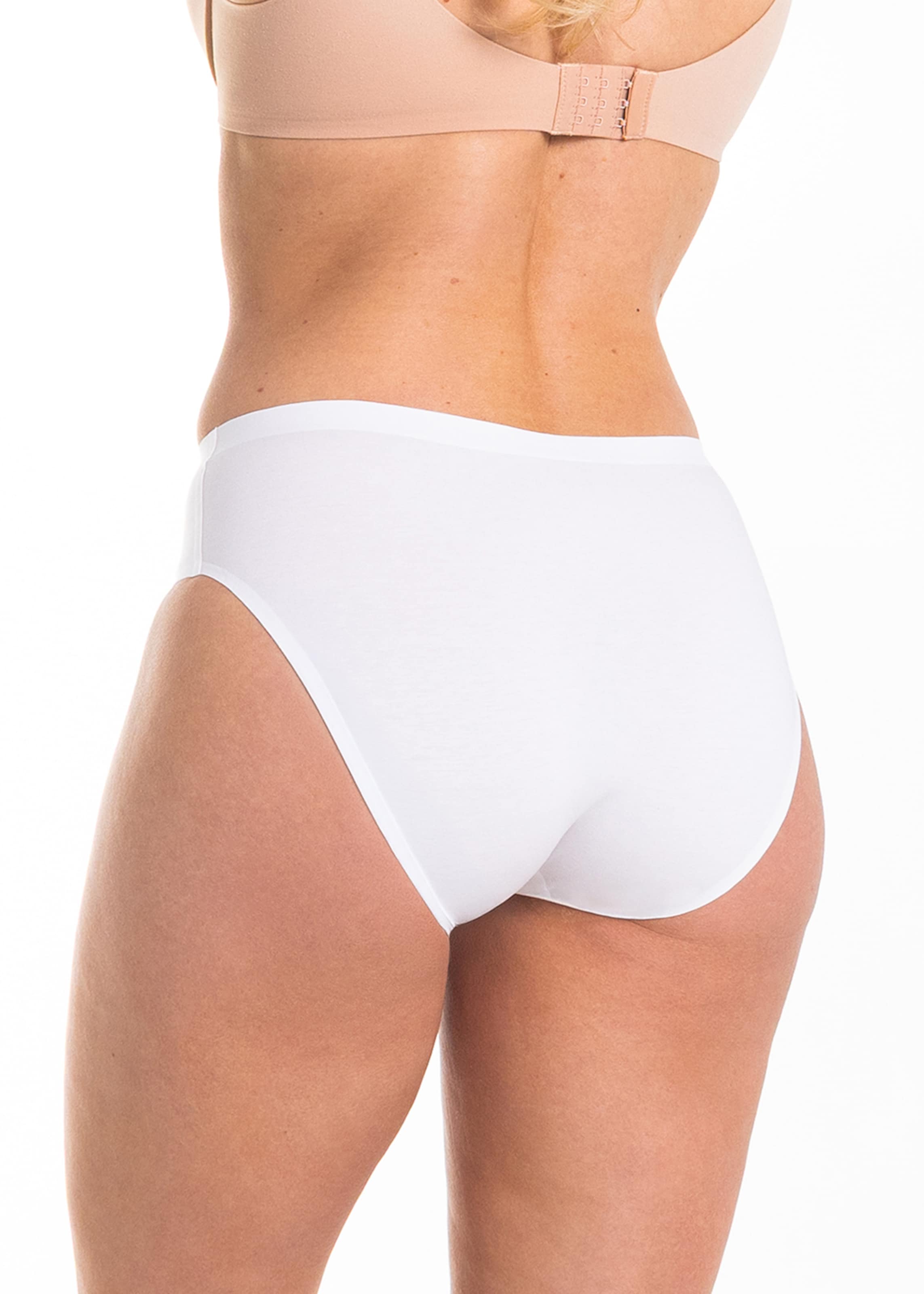 MAGIC Bodyfashion Tanga 'Bare To Go' – bílá