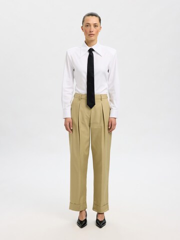 Tapered Pantaloni con pieghe di SELECTED in verde