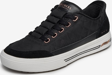 SKECHERS Slip On in Schwarz: Vorderseite