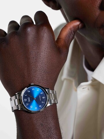 Q&Q Analoog horloge in Zilver