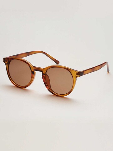 BabyMocs Sunglasses in Brown
