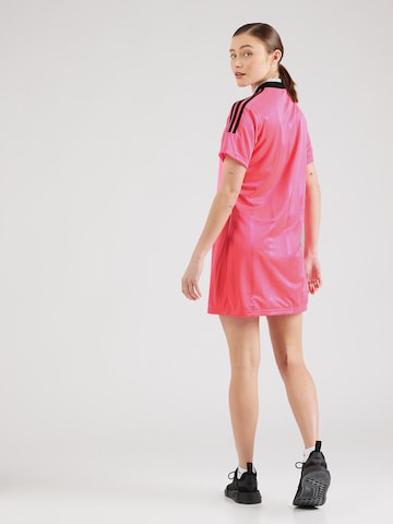 ADIDAS SPORTSWEAR - Vestido desportivo 'TIRO Q2' em rosa