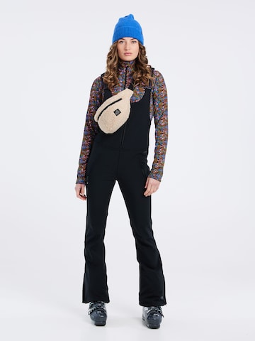 PROTEST Slimfit Sporthose 'PRTHOLYMOLY' in Schwarz