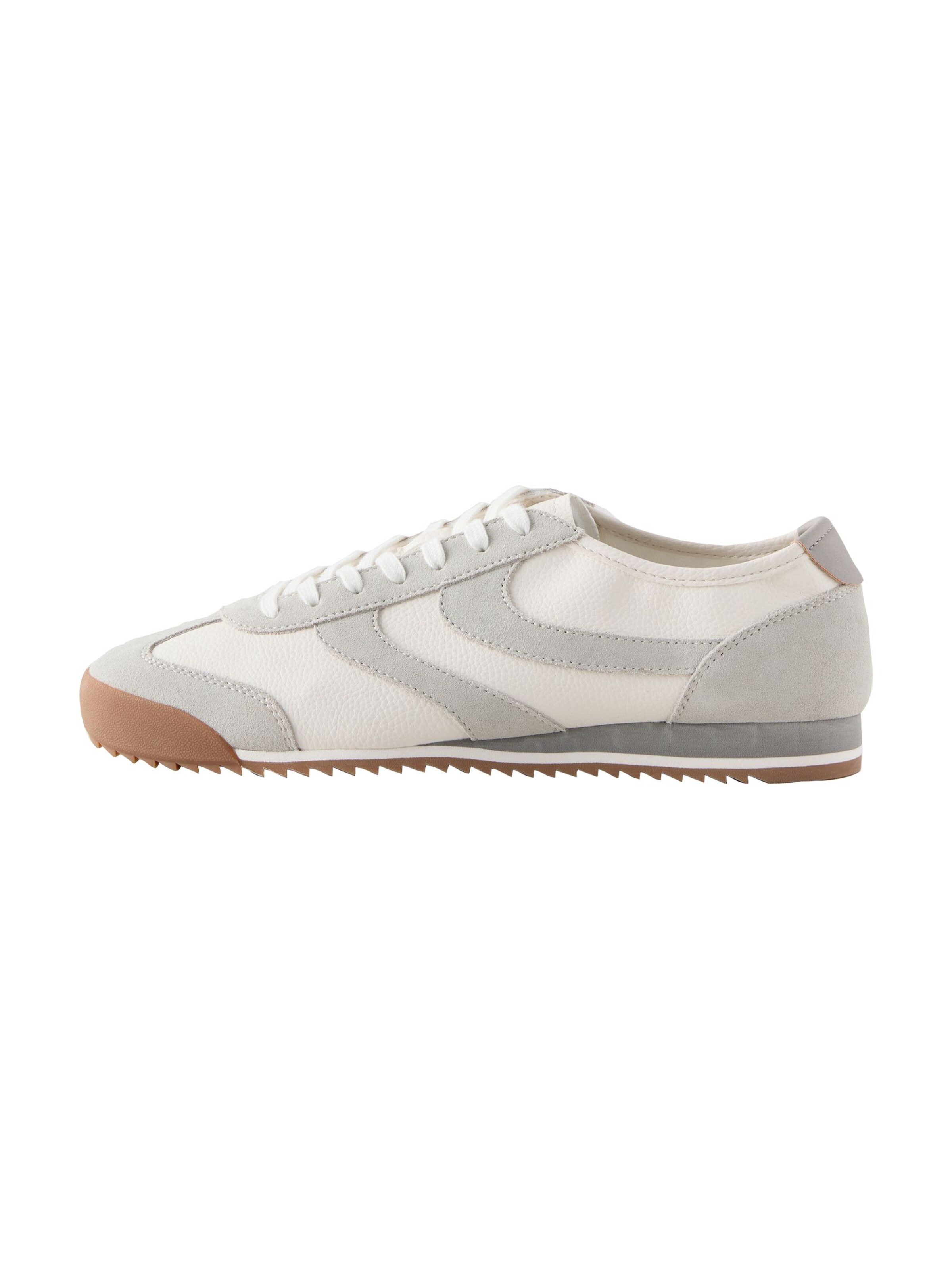Baskets basses Next en beige : devant