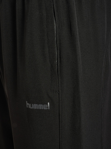 Hummel Regular Sports trousers in Black