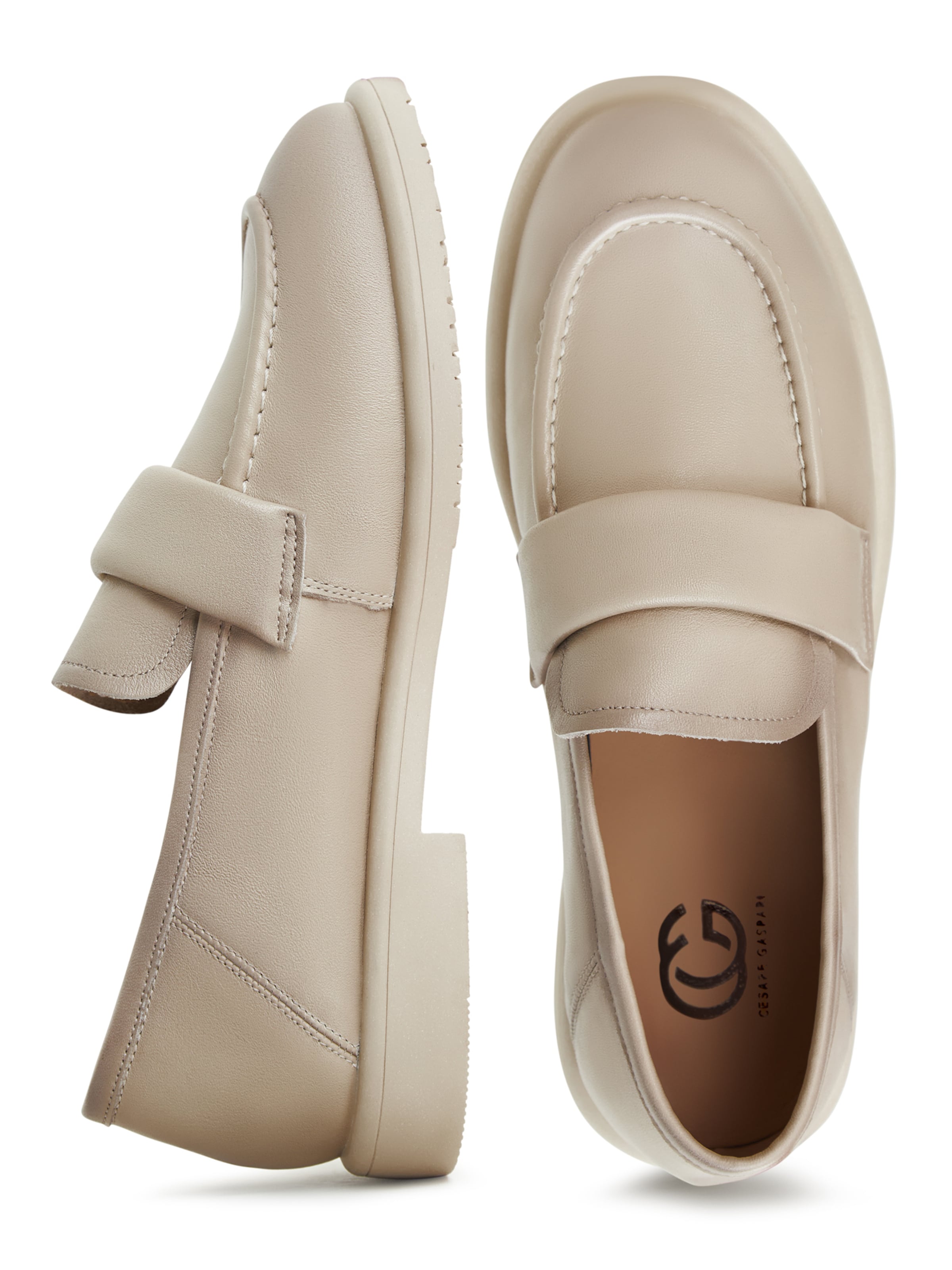 Mocassin CESARE GASPARI en beige
