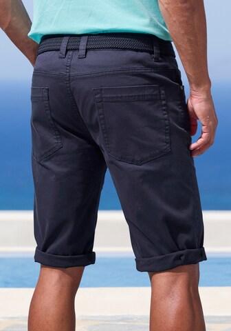 JOHN DEVIN Regular Shorts in Blau