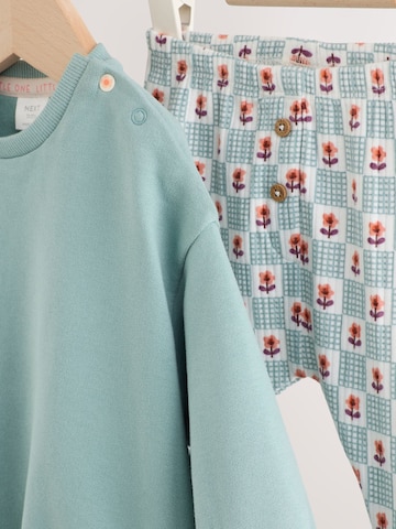 Next - Conjunto en verde